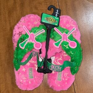 ‼️WICKED PLUSH PLATFORM SLIPPER SANDALS 5/6‼️